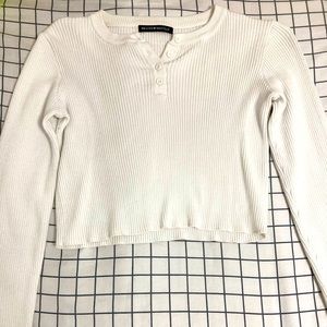 Brandy Melville long sleeved top